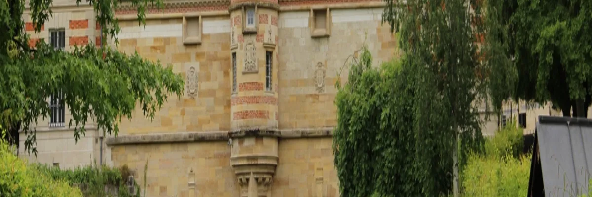 Image Constructeur terrain padel Châlons-en-Champagne