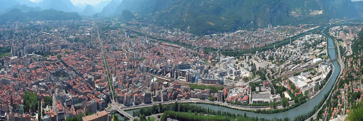 Image Constructeur terrain padel Grenoble