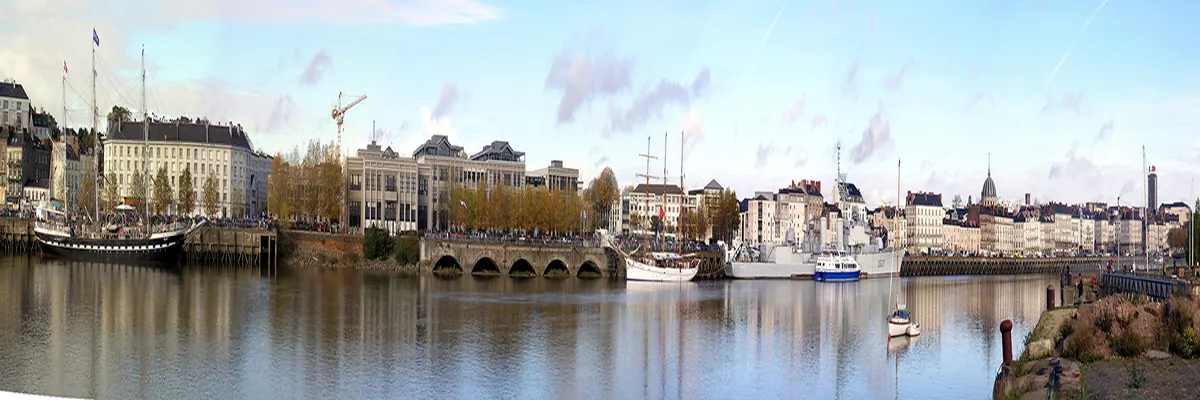 Image Constructeur terrain padel Nantes