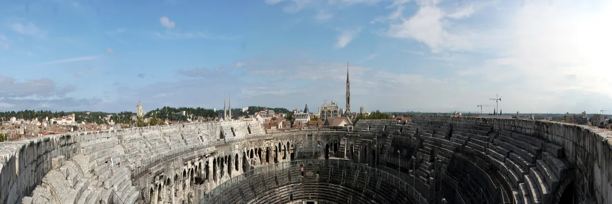 image-constructeur-terrain-padel-nimes.webp Image Constructeur terrain padel Nîmes