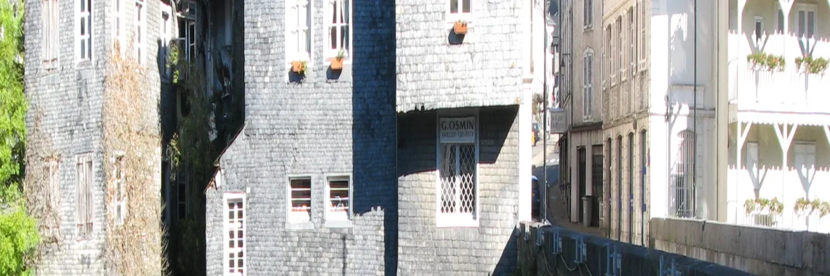 Image Constructeur terrain padel Oloron-Sainte-Marie