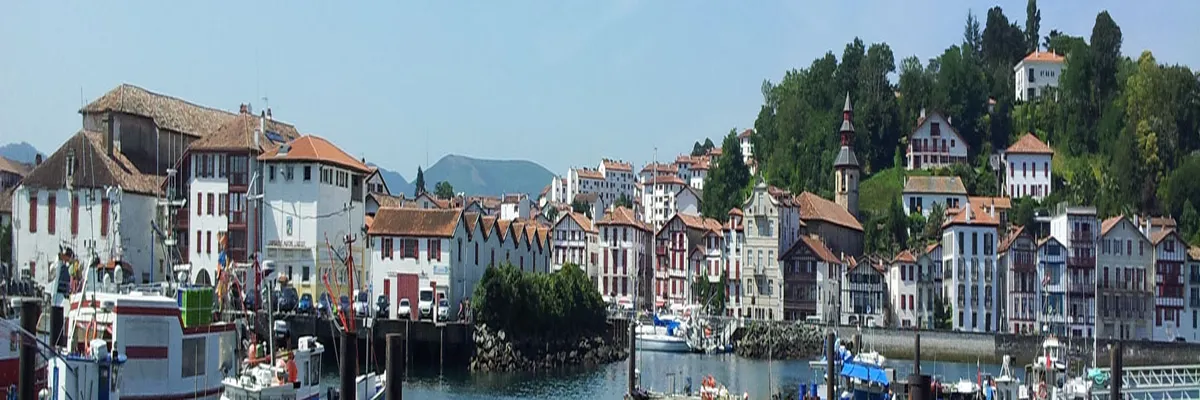 Image Constructeur terrain padel Pyrénées-Atlantiques