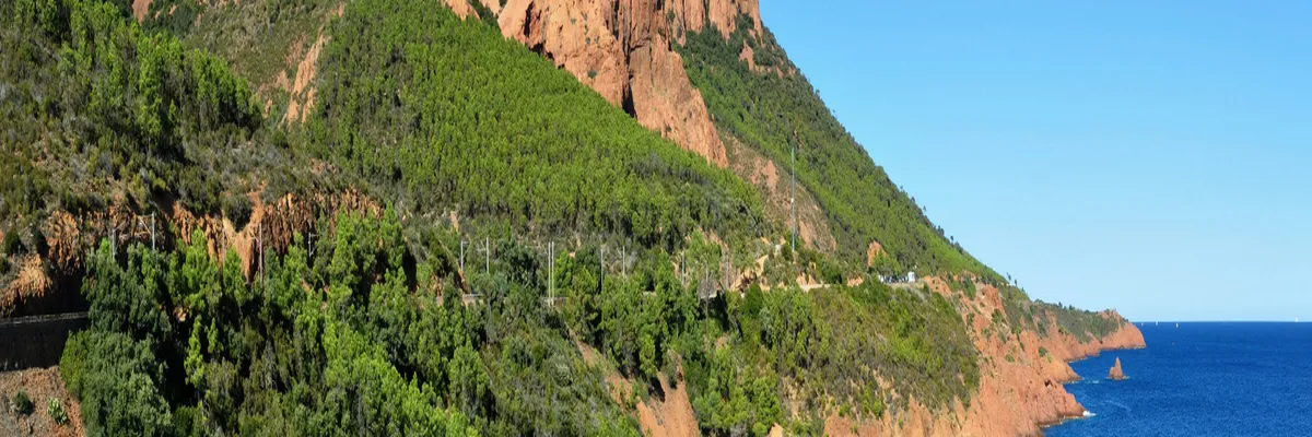 image-constructeur-terrain-padel-var.webp Image Constructeur terrain padel Var