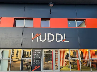 Image de Le HuddL - Padel, Foot5, Pickleball, Séminaire, Bar & Restaurant