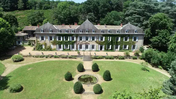 Fabricant Padel Constructeur terrain padel Charbonnières-les-Bains