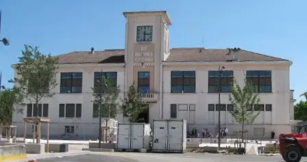 Fabricant Padel Constructeur terrain padel Décines-Charpieu