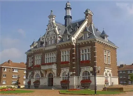 Fabricant Padel Constructeur terrain padel Houplines