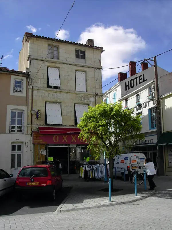 Fabricant Padel Constructeur terrain padel Luçon