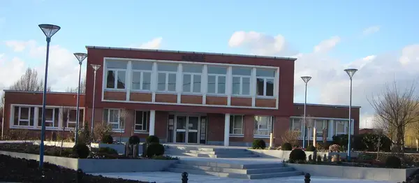 Fabricant Padel Constructeur terrain padel Roost-Warendin